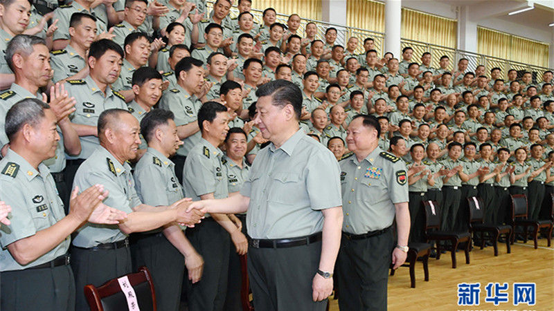 习近平在视察陆军步兵学院时强调