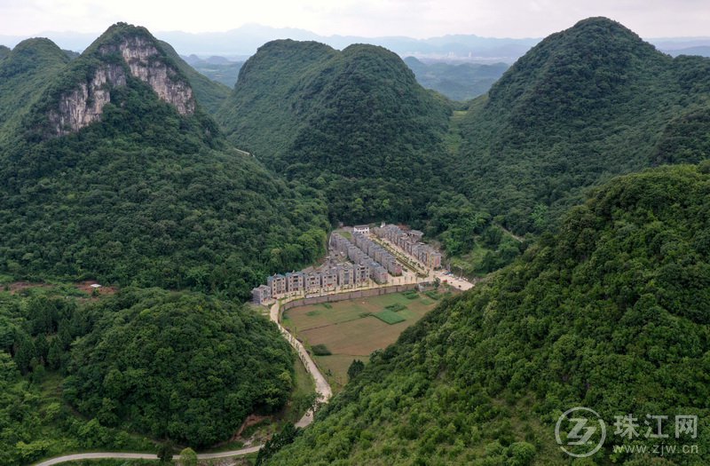 群众添活力  发展有信心 白石岩村“周末经济”扬帆起航