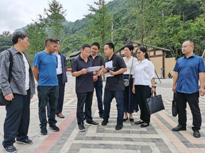 曲靖市民宗委对罗平县争创全省全国民族团结进步示范县工作进行指导