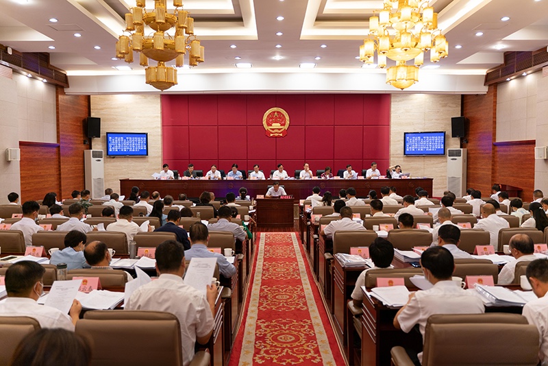 曲靖市第五届人民代表大会常务委员会召开第二十六次会议