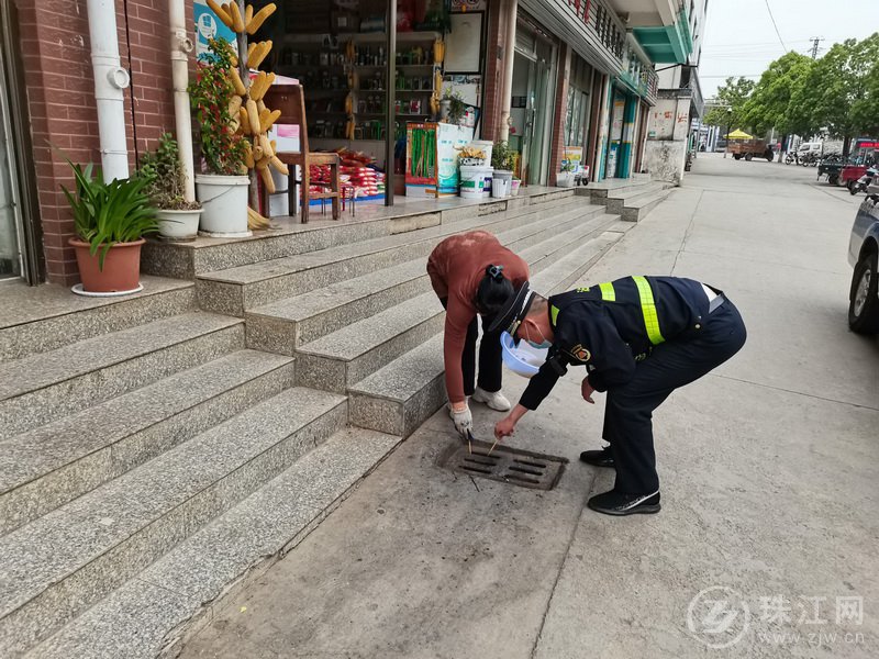 沾益城管：五一假日无休 保障市容环境