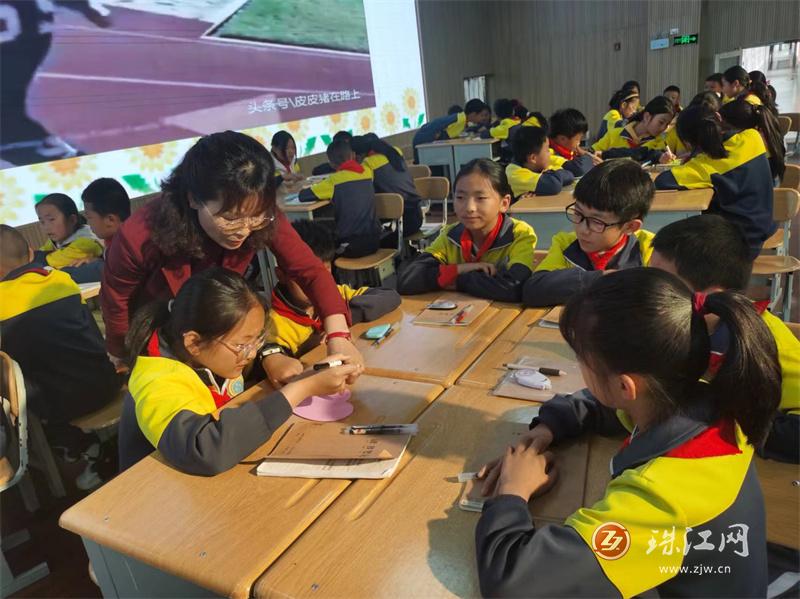 宣威市举办心理健康教育主题培训活动