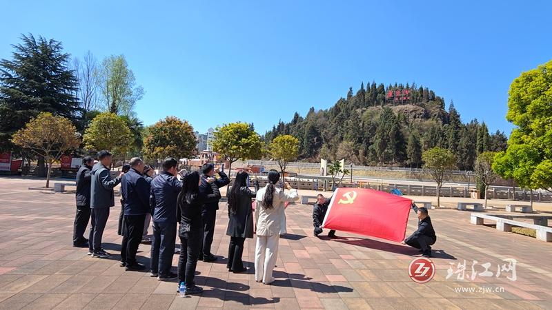 传承红色基因 凝聚攻坚力量—曲靖市人民检察院与宣威市人民检察院开展支部联建 推动党建与业务深度融合