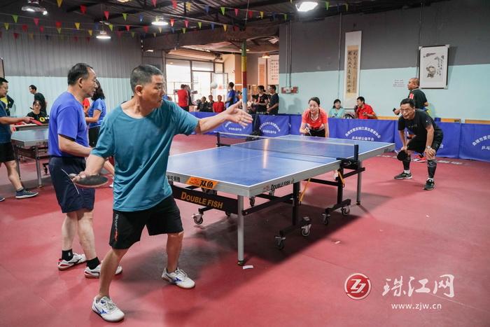 2022年“在一起 向未来”曲靖市爱在珠江源公益平台乒乓球双打团体联谊赛开赛