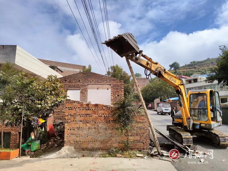 富源胜境街道：拆除脏乱差 让出真“绿”美