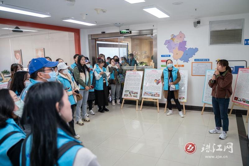 昆明市西山区多家社会组织到麒麟区开展社会工作参访交流活动