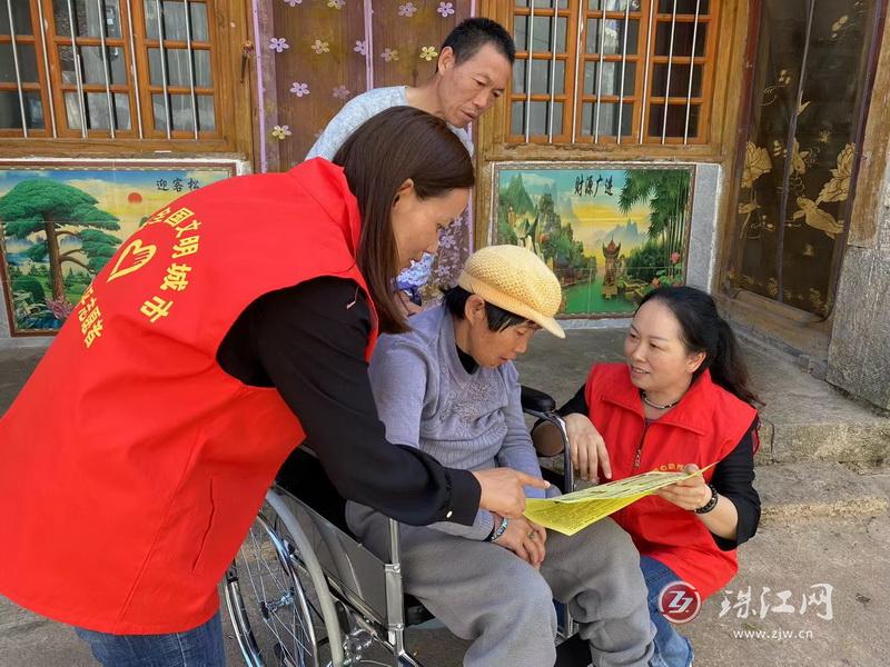 九龙街道：扶残助残心连心 民族团结手牵手