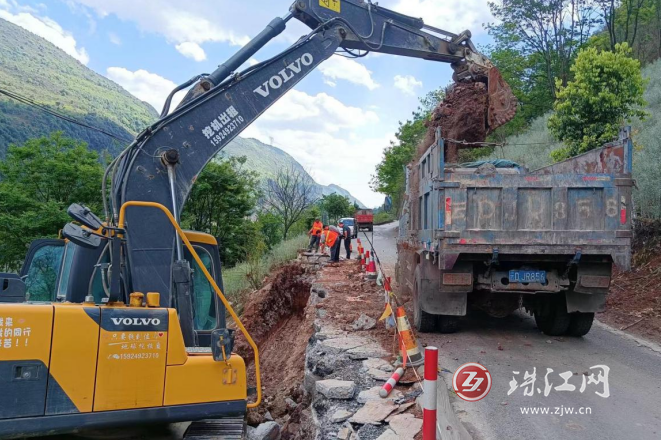 罗平县加强农村公路管养保畅通