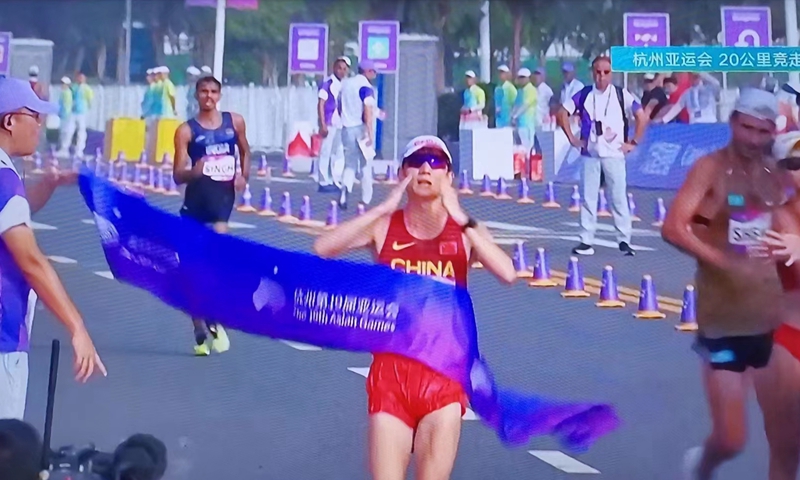 中秋佳节传喜报!曲靖马龙小伙张俊夺得杭州亚运会男子20公里竞走冠军