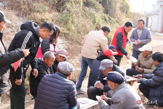 会泽县古城街道开展提升人居环境推动民族团结进步志愿活动