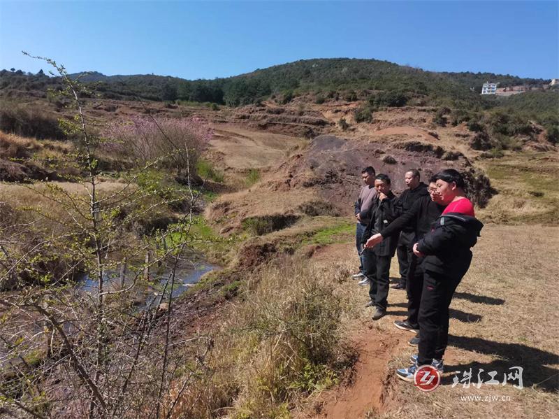 中安街道紫泉社区：自筹自建饮水渠，水务联动应旱情