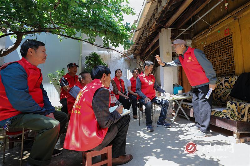 陆良县：实施“五项工程”提升离退休干部服务管理水平