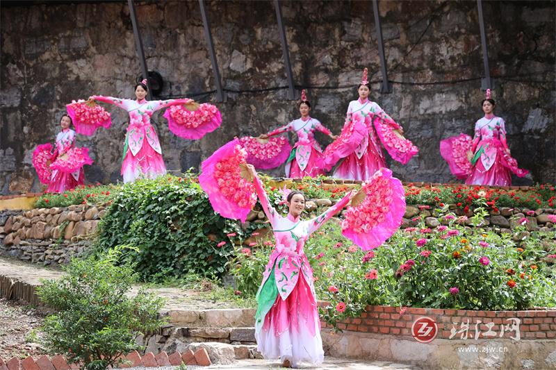 乡村实景舞台剧《遇见·响水街》成功上演