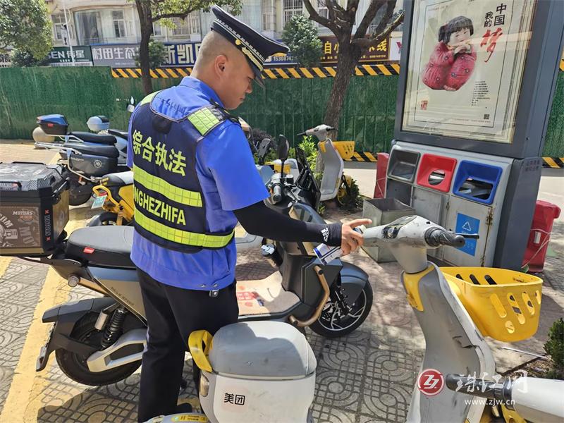 沾益区综合行政执法局三举措还共享单车“清爽容颜”