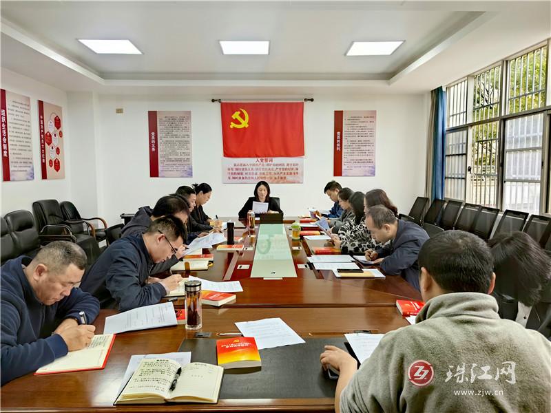 ​曲靖市委老干部局传达学习全国老干部局长培训班精神