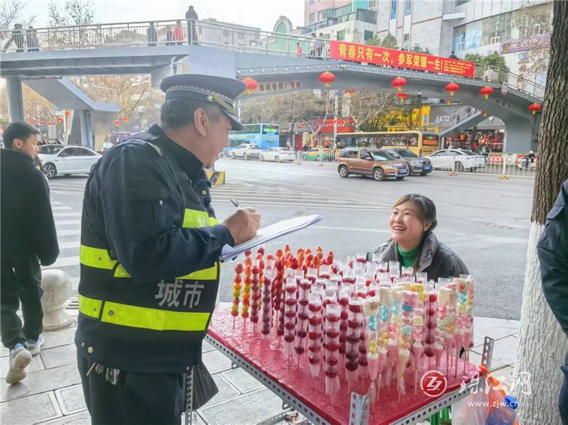 麒麟?yún)^(qū)城市管理開啟“春節(jié)模式”護(hù)航幸福年味兒