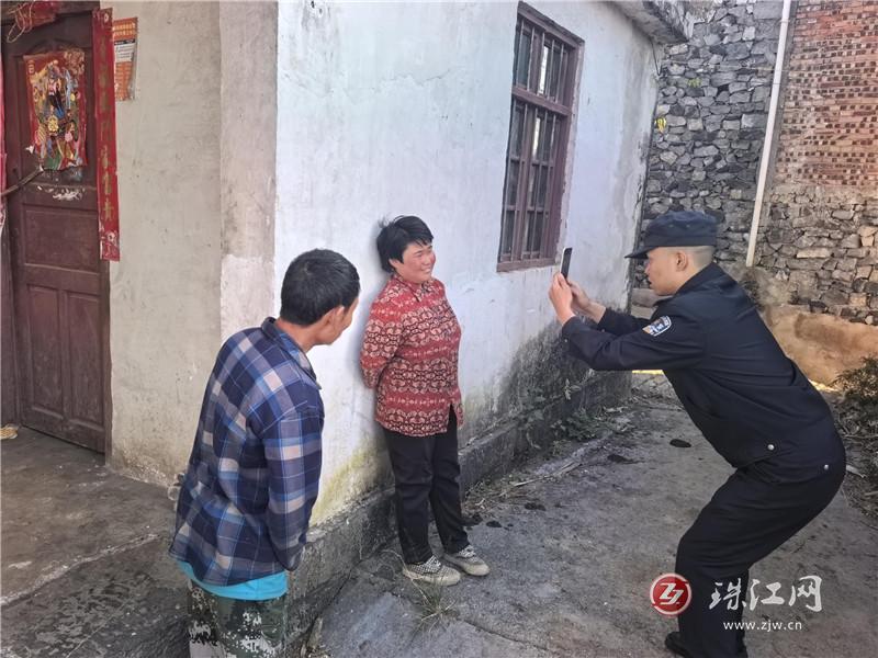“小窗口”书写“大文章 ”富乐派出所暖心服务赢民心